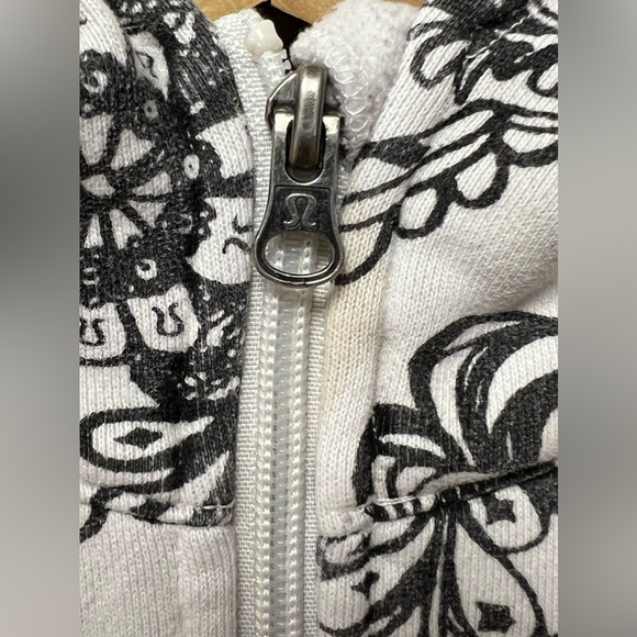 Lululemon | Limited Edition Scuba Hoodie - Size XS - Picture 7 of 11